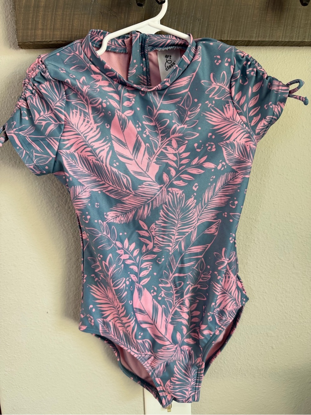Art & Class Pink & Gray Tropical Leaf One-Piece Swimsuit